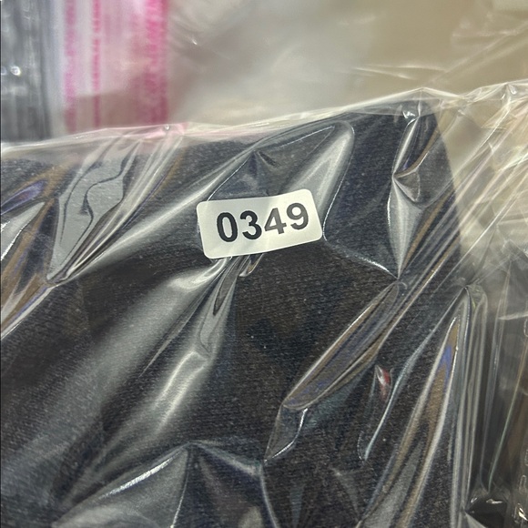 University of Michigan Thick Quarter Zip Embroidered Sweater (Men XL) - Picture 8 of 8